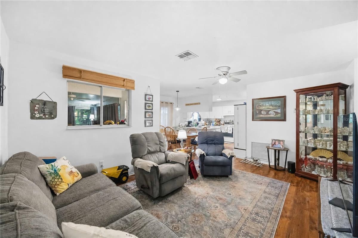 5409 KENWOOD DRIVE — photo 5 of 43