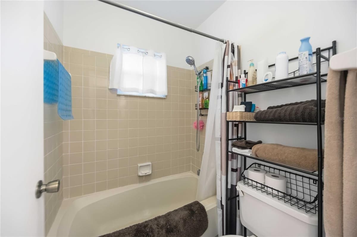 5409 KENWOOD DRIVE — photo 19 of 43