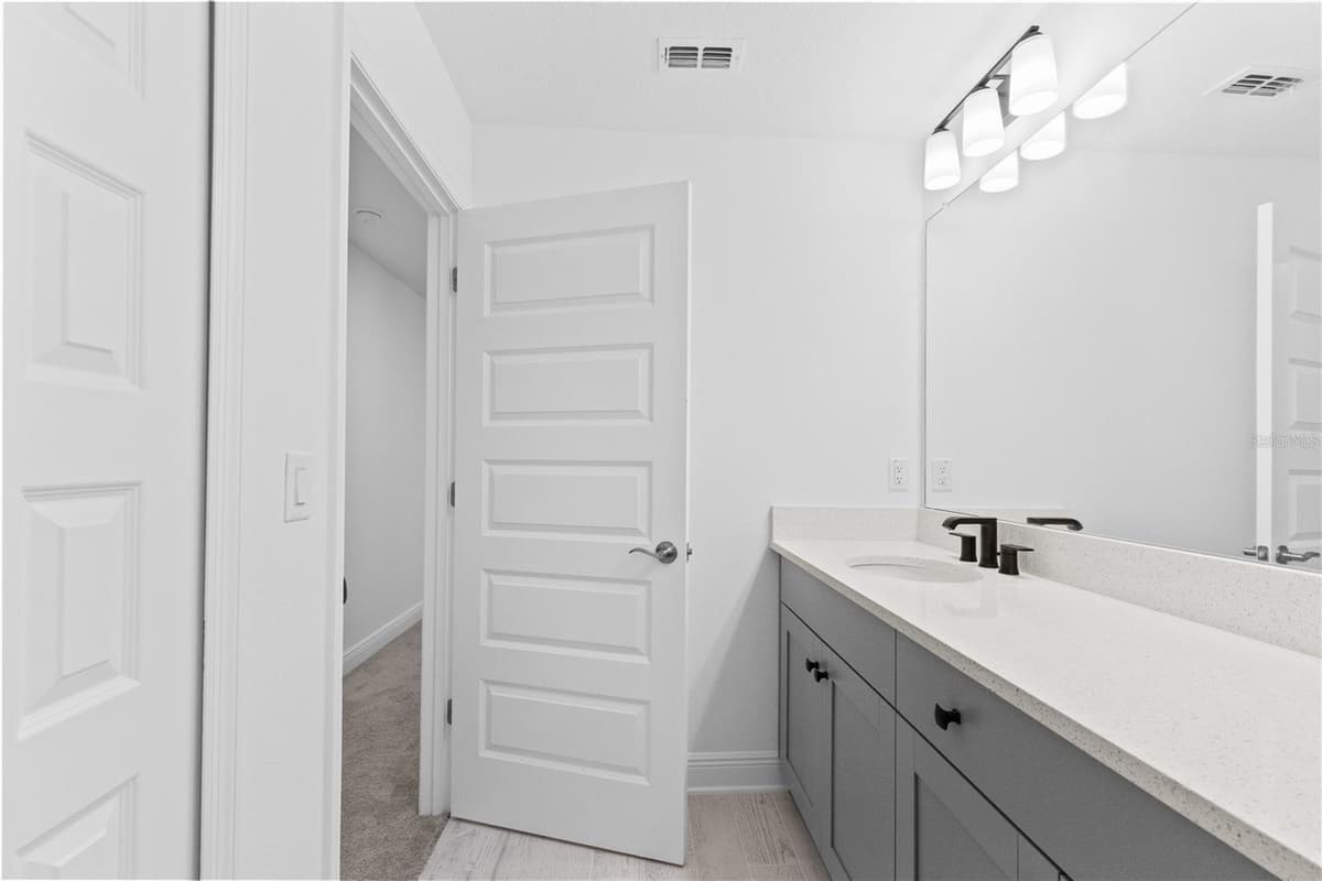 7421 NOTCHED PINE BEND — photo 41 of 54