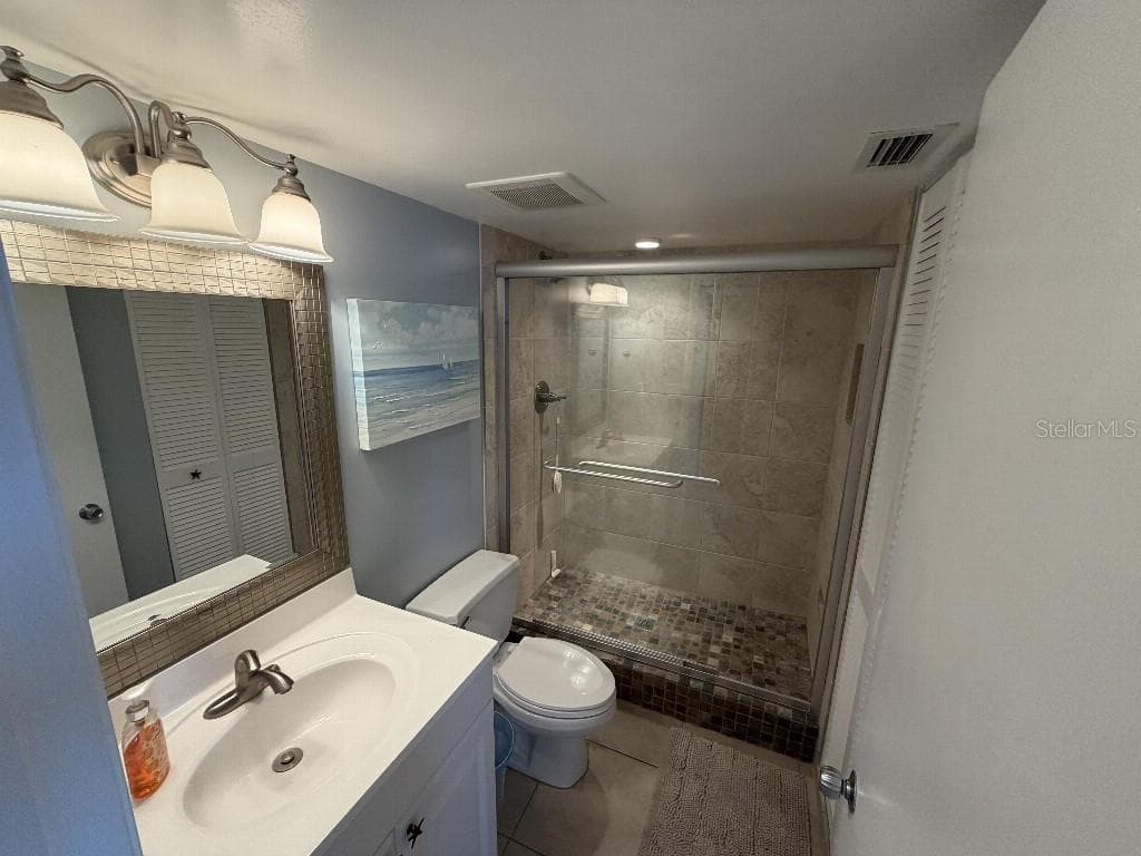 17920 GULF BOULEVARD — photo 19 of 35