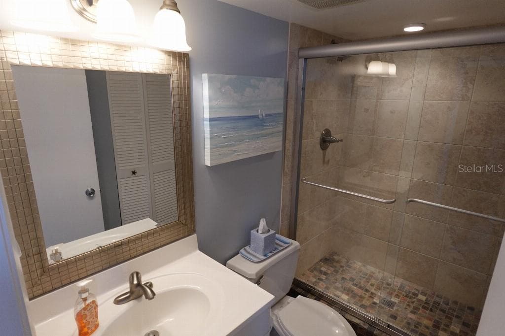 17920 GULF BOULEVARD — photo 20 of 35