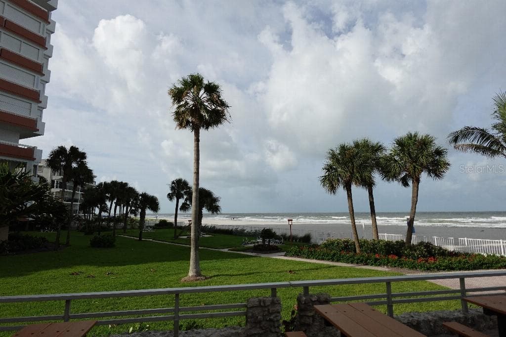 17920 GULF BOULEVARD — photo 30 of 35