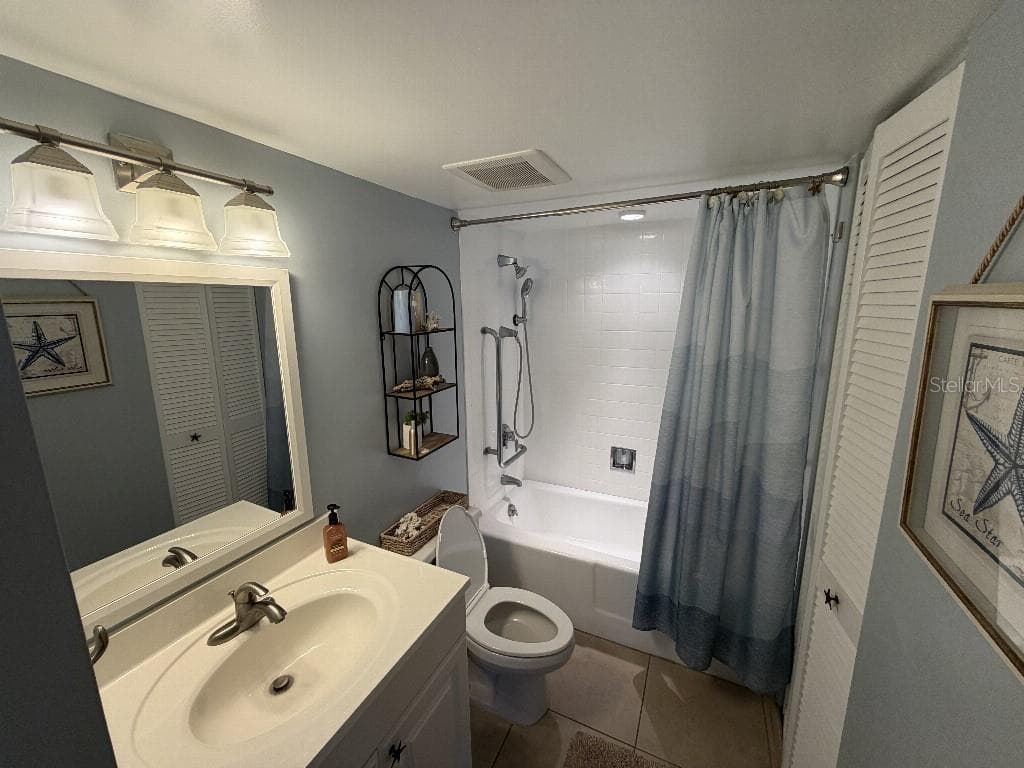17920 GULF BOULEVARD — photo 23 of 35