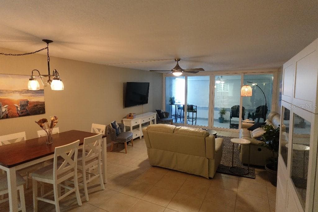 17920 GULF BOULEVARD — photo 8 of 35