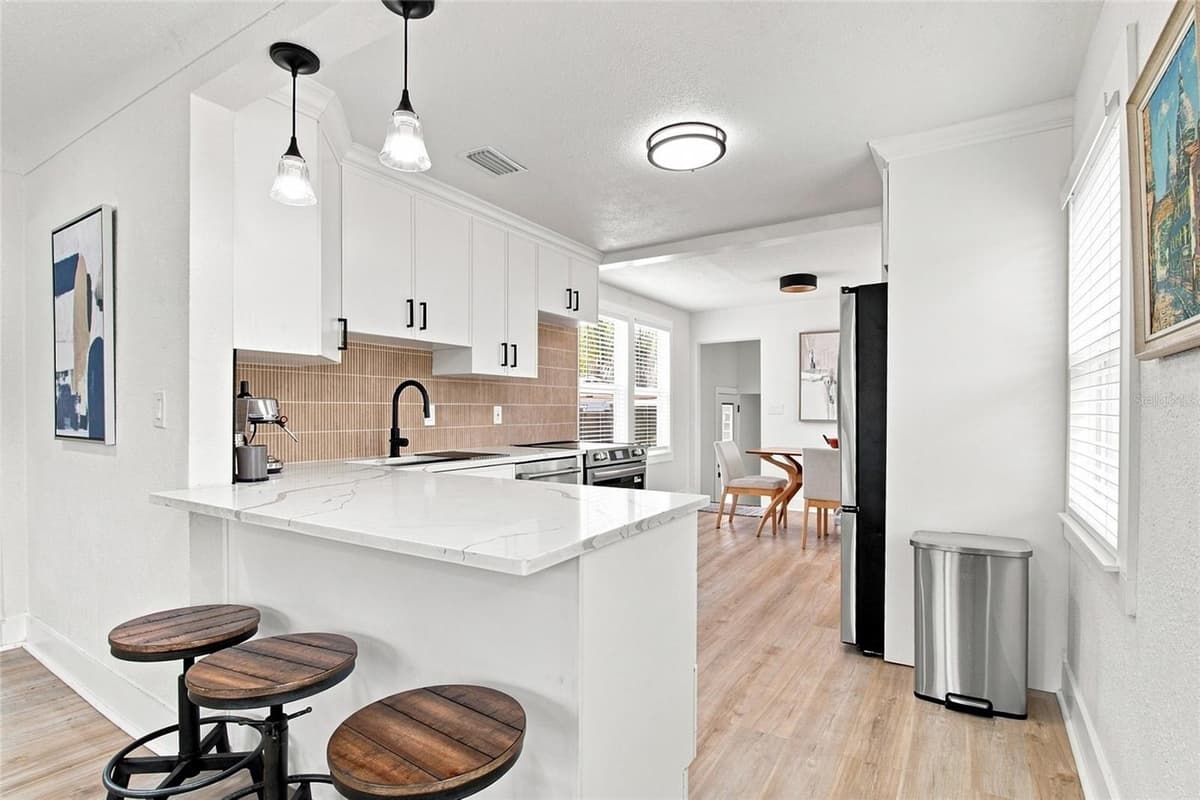 1701 41ST STREET — photo 10 of 36