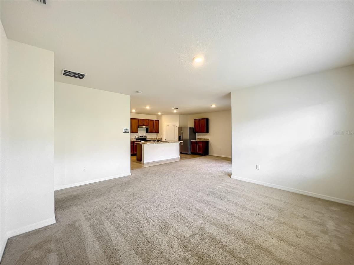 276 SOFIA LANE — photo 19 of 40