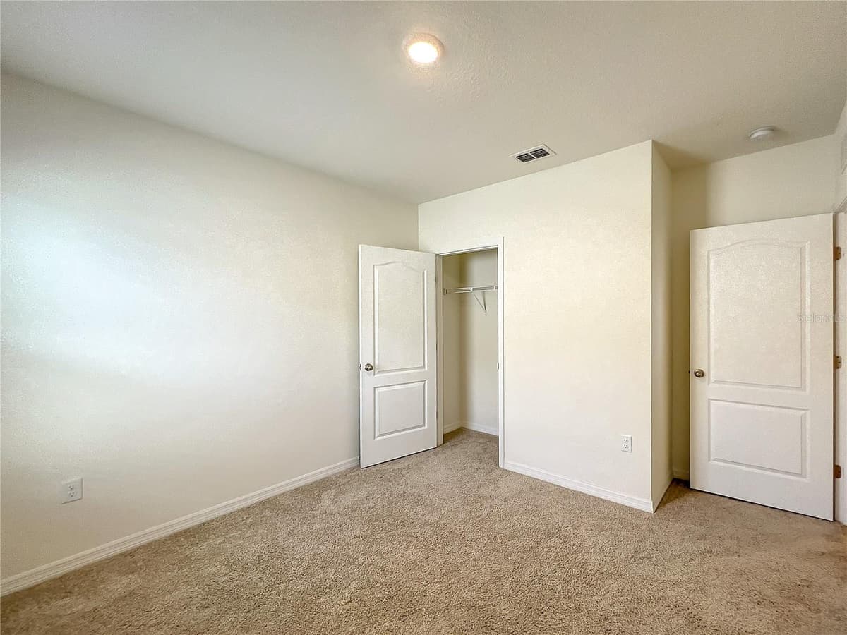 276 SOFIA LANE — photo 31 of 40