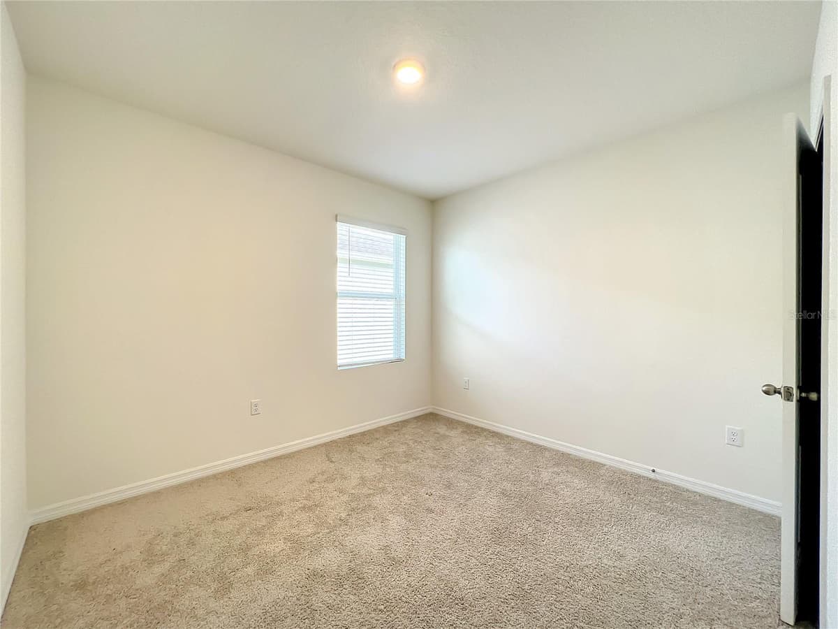 276 SOFIA LANE — photo 30 of 40