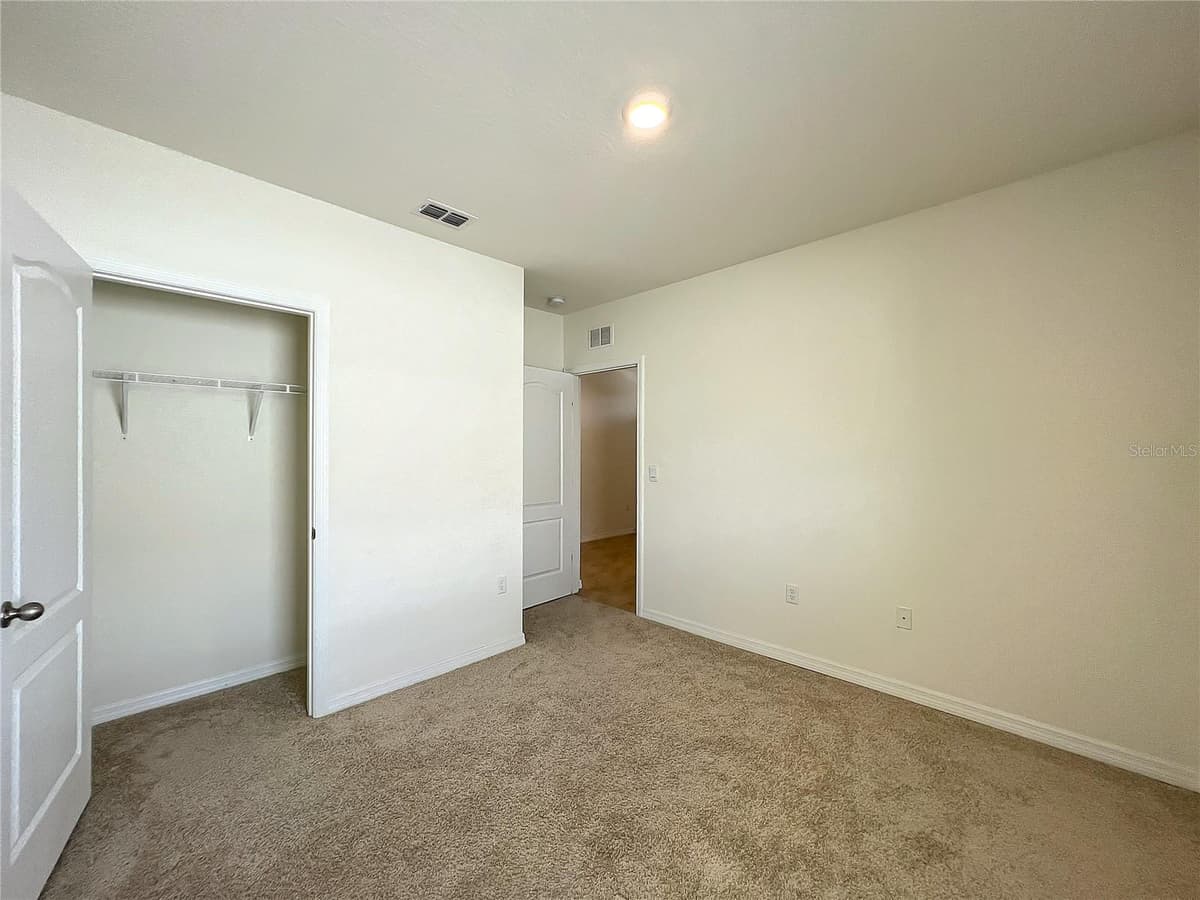 276 SOFIA LANE — photo 32 of 40