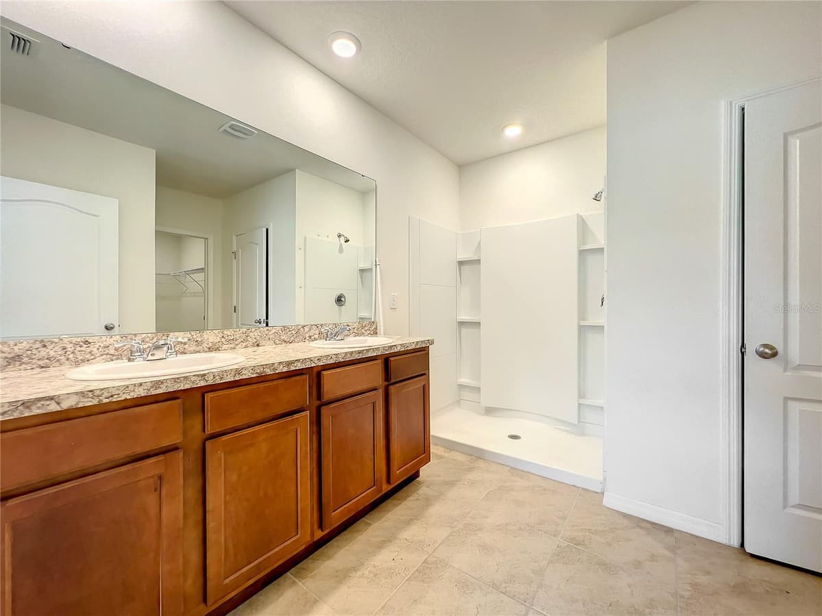 276 SOFIA LANE — photo 24 of 40