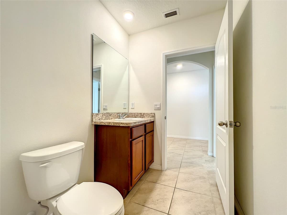 276 SOFIA LANE — photo 9 of 40