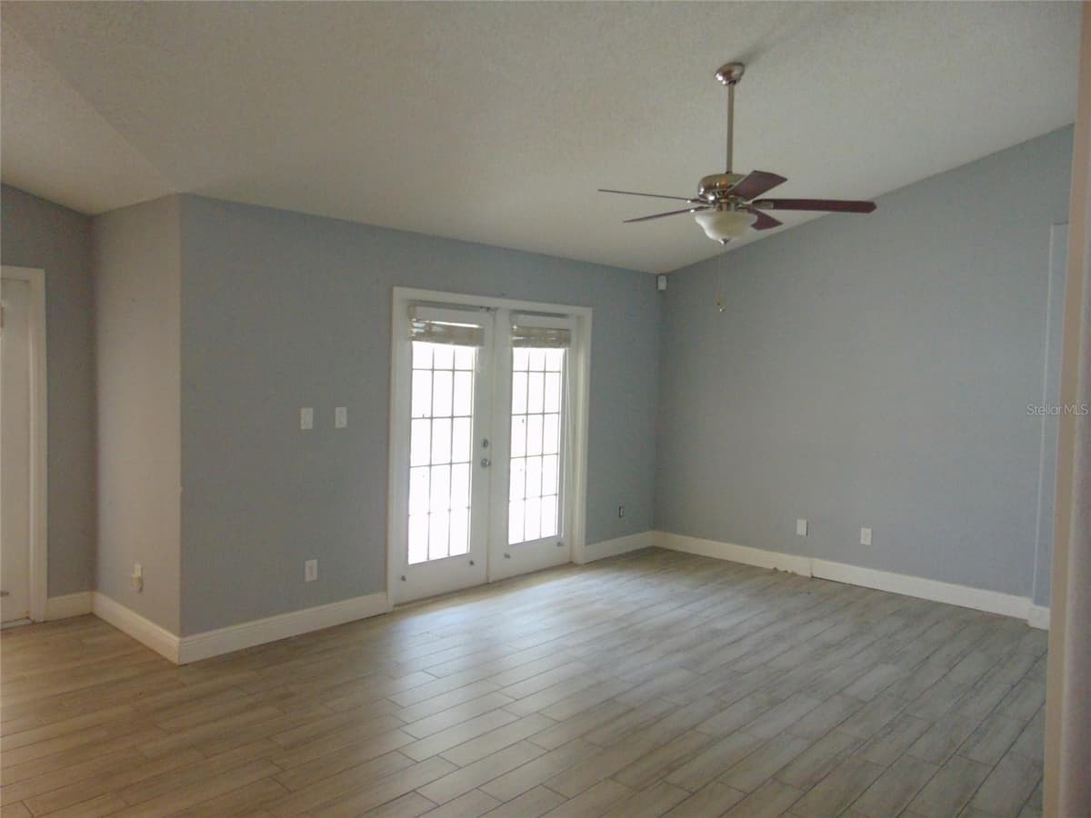 3126 SAMOSA HILL CIRCLE — photo 21 of 54