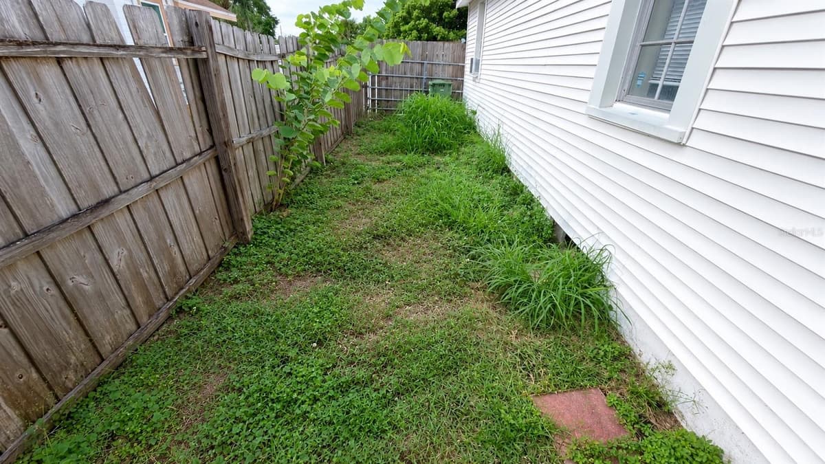 415 AVENUE E — photo 11 of 11