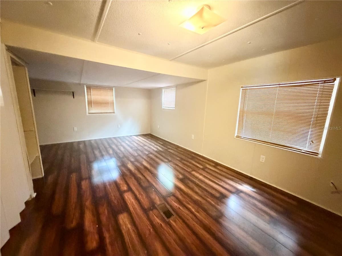 141 ROBINHOOD DRIVE — photo 6 of 14