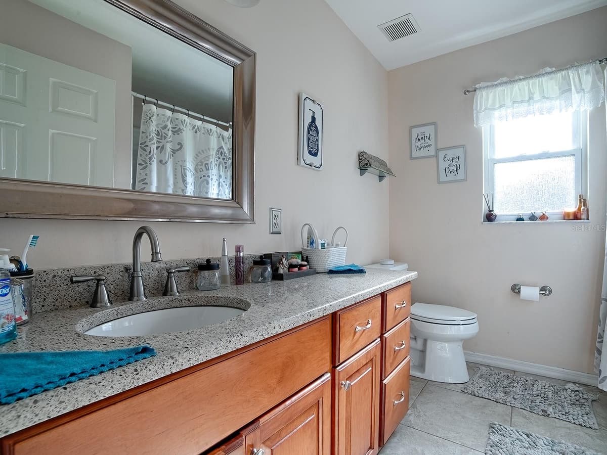 25305 16TH AVENUE — photo 14 of 27