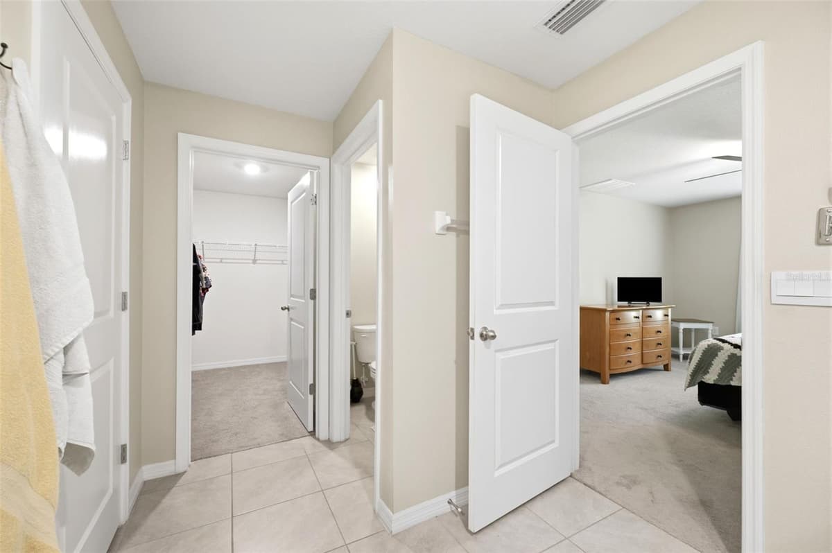 5015 CADIZ COURT — photo 30 of 49