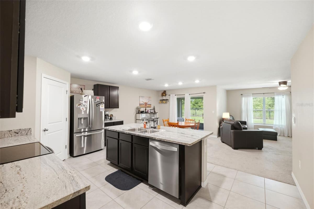 5015 CADIZ COURT — photo 16 of 49