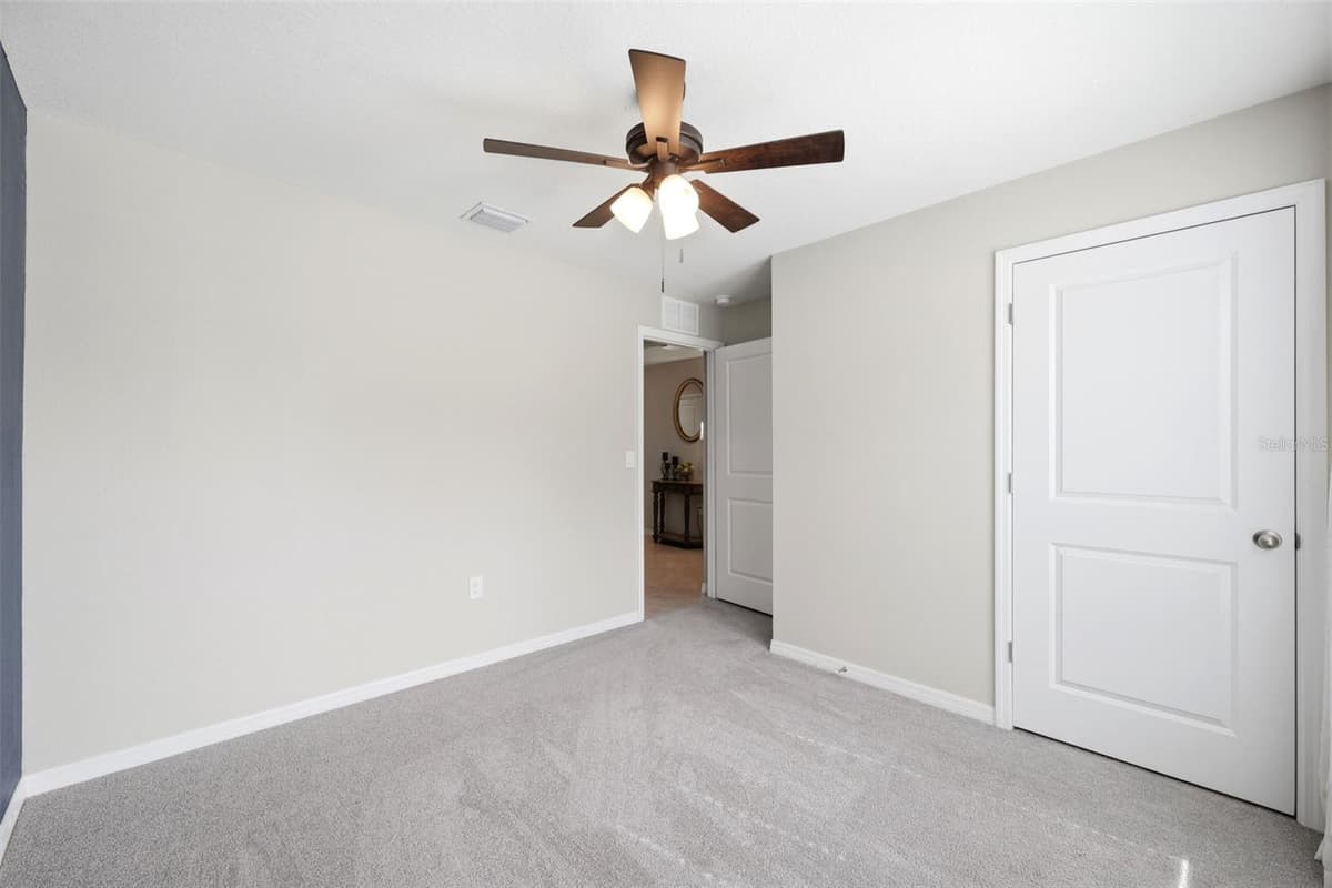5015 CADIZ COURT — photo 9 of 49