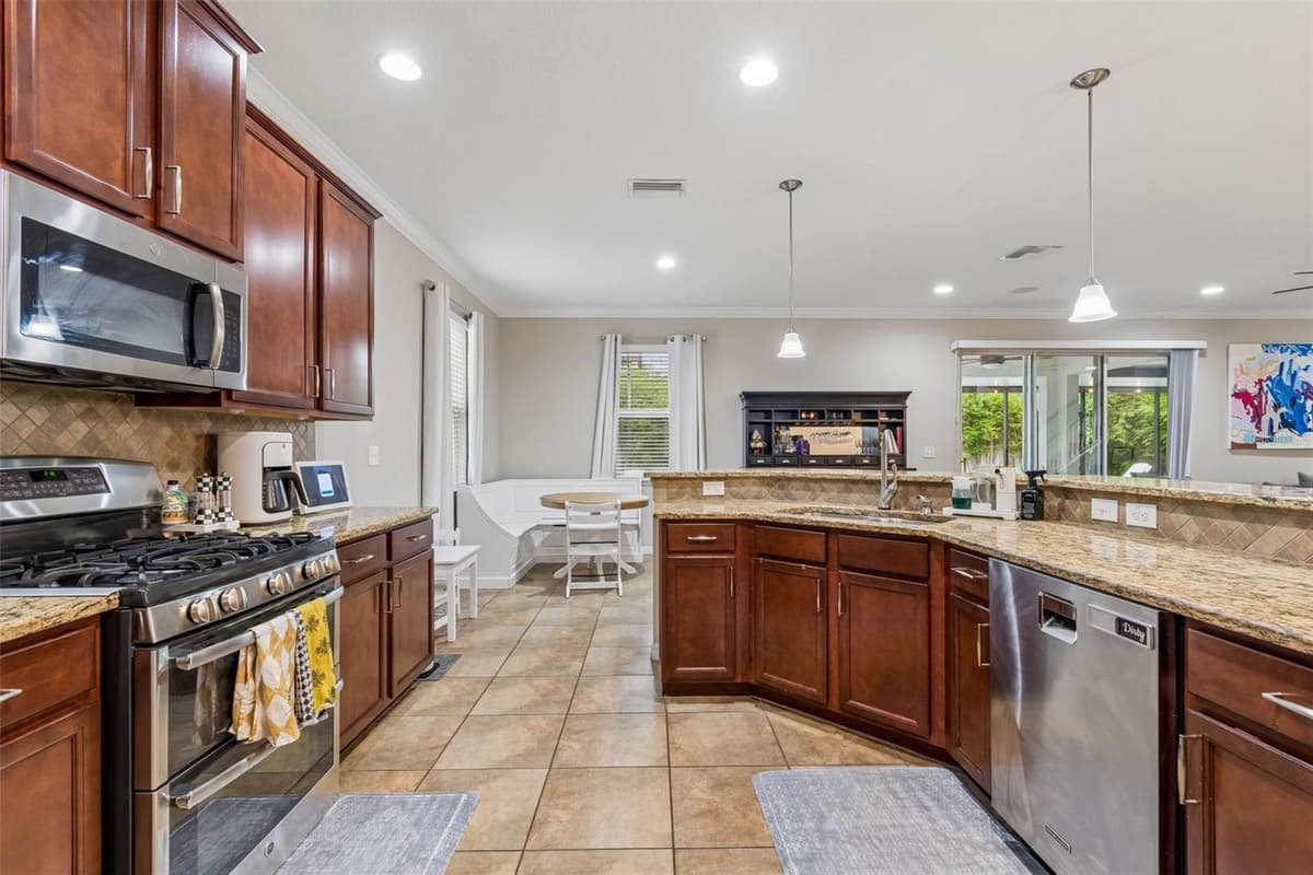 23958 TERRACINA COURT — photo 14 of 61