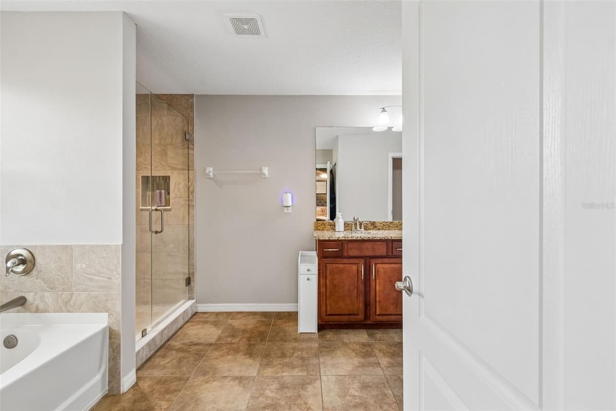 23958 TERRACINA COURT — photo 23 of 61