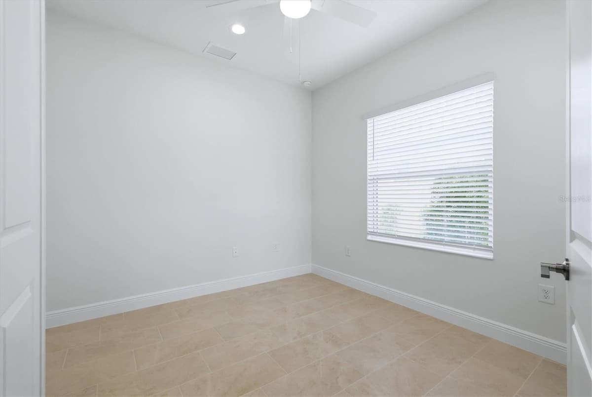 2605 STAR APPLE WAY — photo 27 of 45