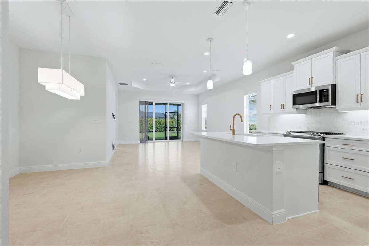 2605 STAR APPLE WAY — photo 5 of 45
