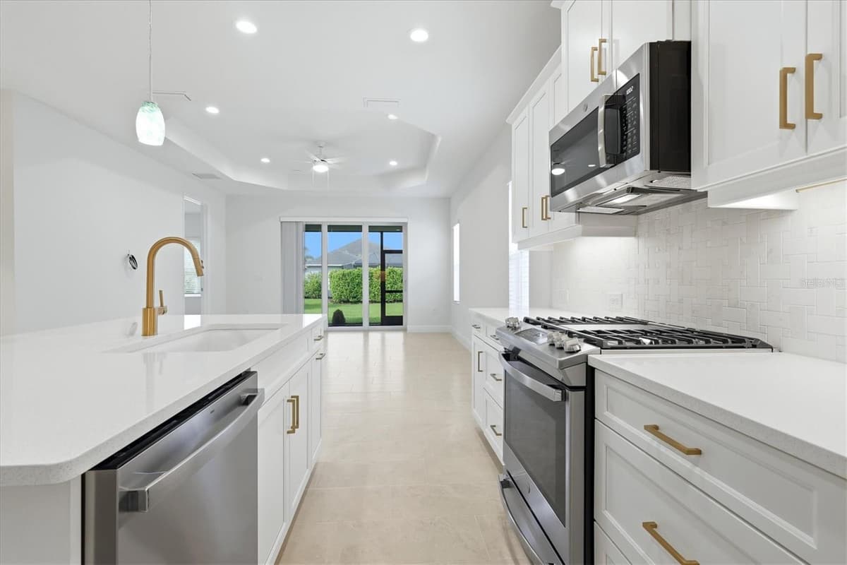2605 STAR APPLE WAY — photo 12 of 45