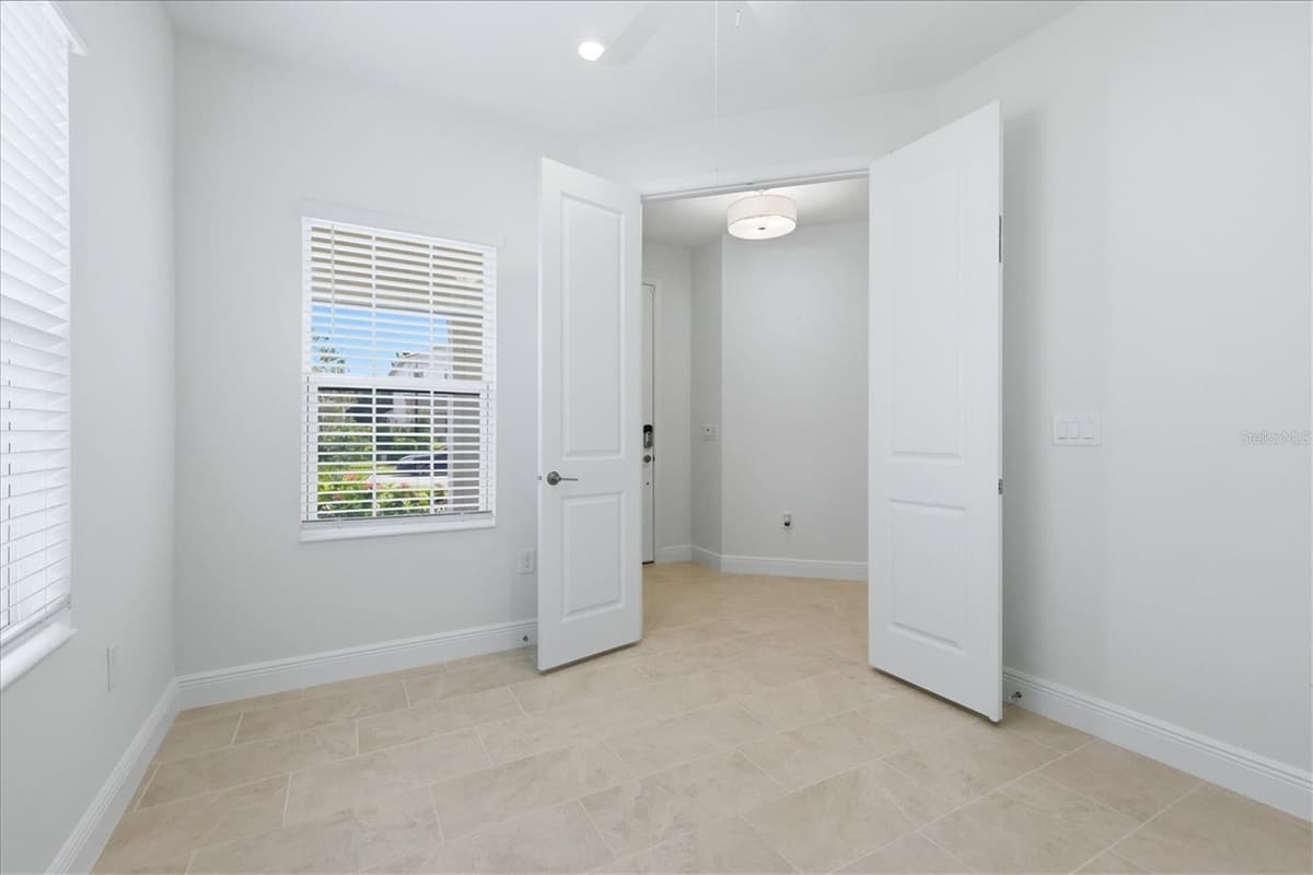 2605 STAR APPLE WAY — photo 26 of 45