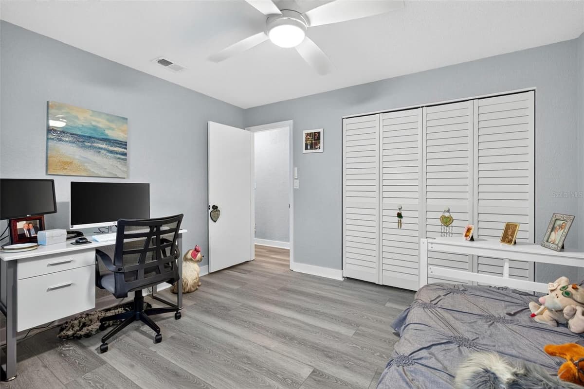 117 ANN RUSTIN DRIVE — photo 36 of 71