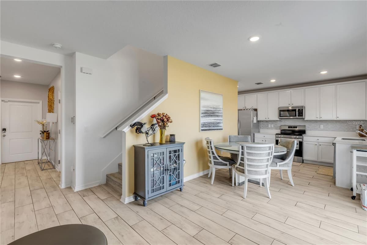 3986 WILLOWBROOK DRIVE — photo 15 of 62