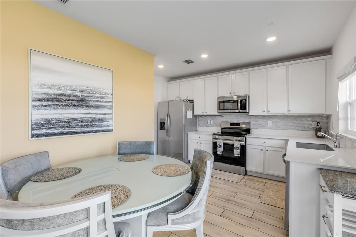 3986 WILLOWBROOK DRIVE — photo 17 of 62