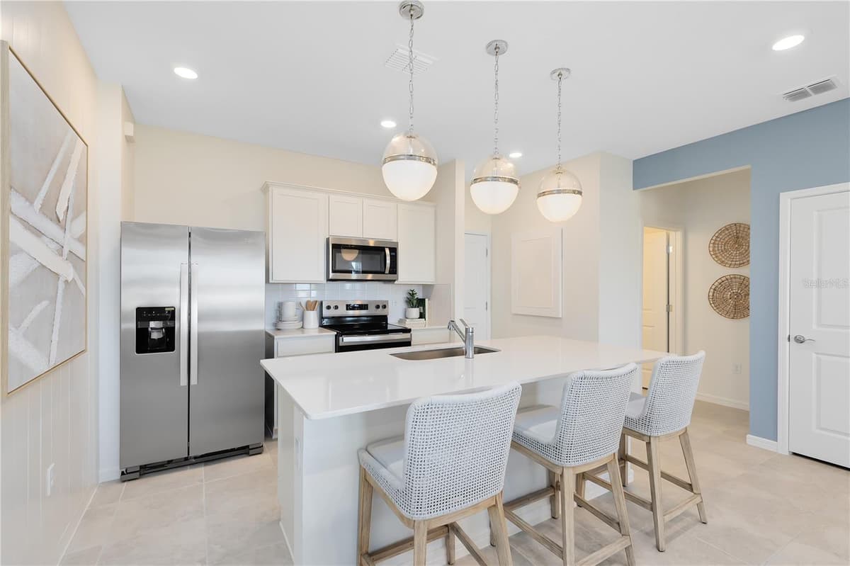 2118 SOUTHBURY DRIVE — photo 4 of 22