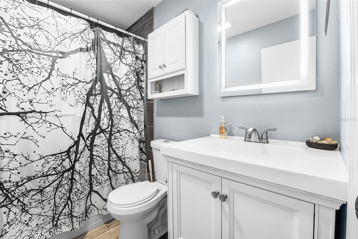 3242 CARDIFF ST — photo 17 of 25
