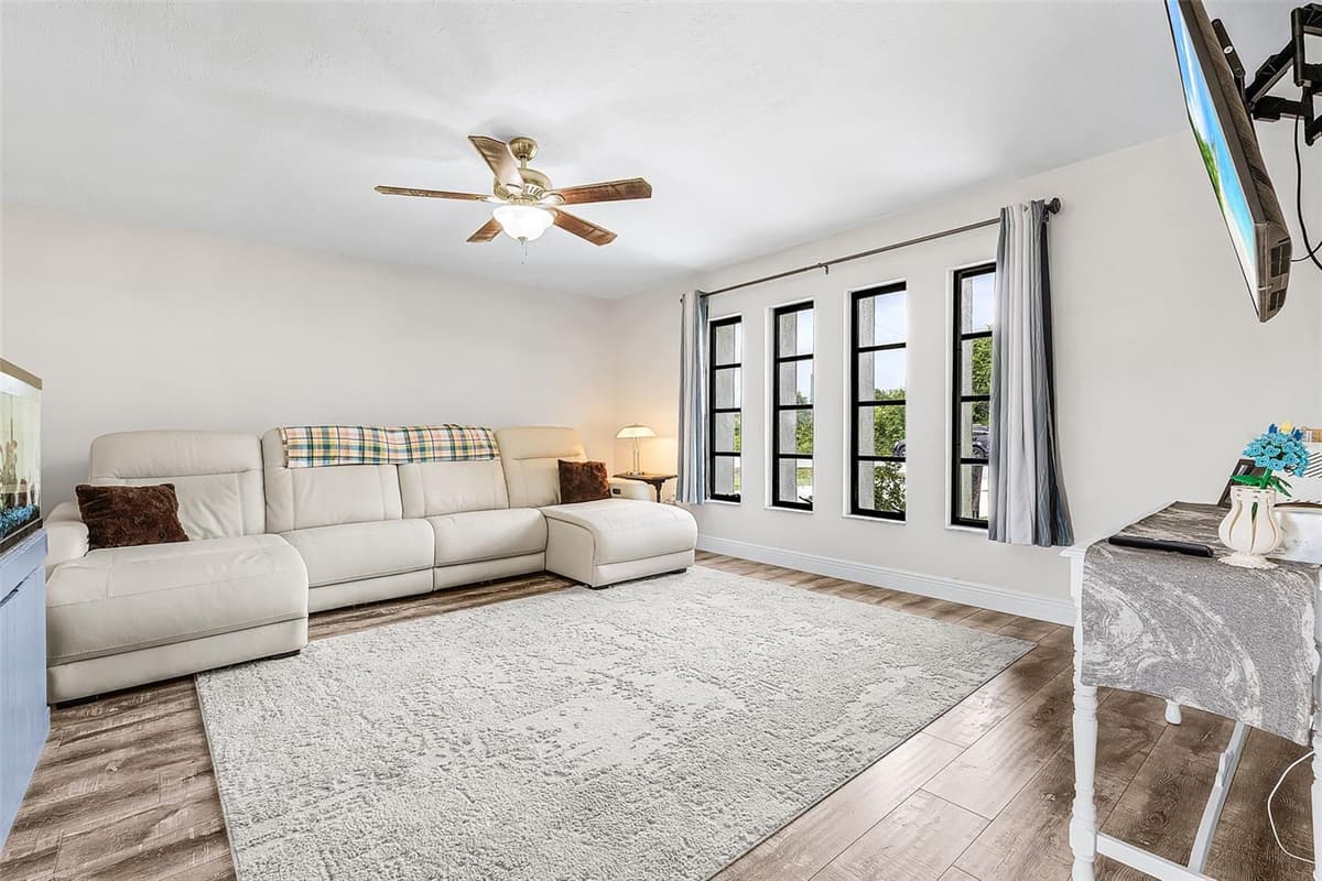 3242 CARDIFF ST — photo 10 of 25