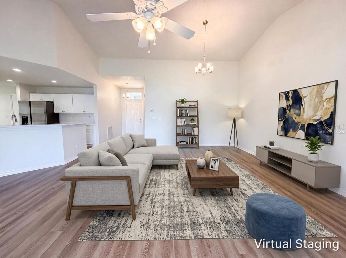 923 OXFORD PARK DRIVE — photo 3 of 25