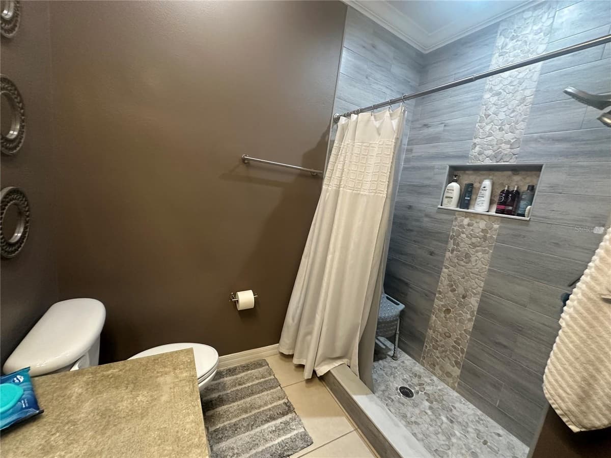 2131 RIBBON FALLS PARKWAY — photo 8 of 11