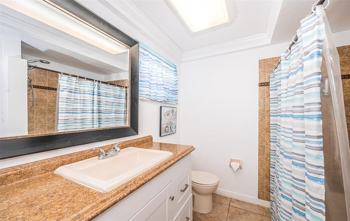 3627 GRAYTON DRIVE — photo 32 of 61