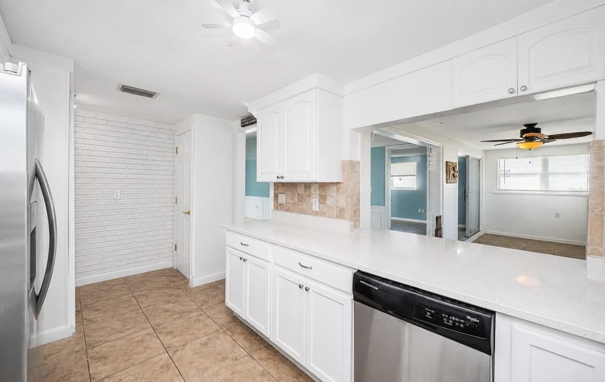 3627 GRAYTON DRIVE — photo 21 of 61