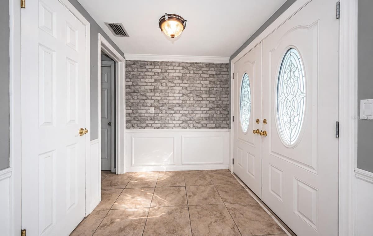 3627 GRAYTON DRIVE — photo 11 of 61