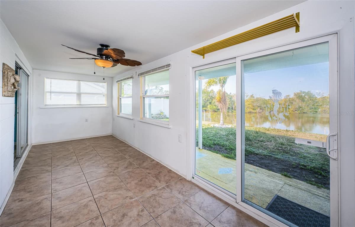3627 GRAYTON DRIVE — photo 34 of 61