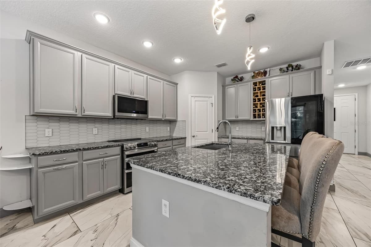 1260 BRISTOL OAKS WAY — photo 15 of 46