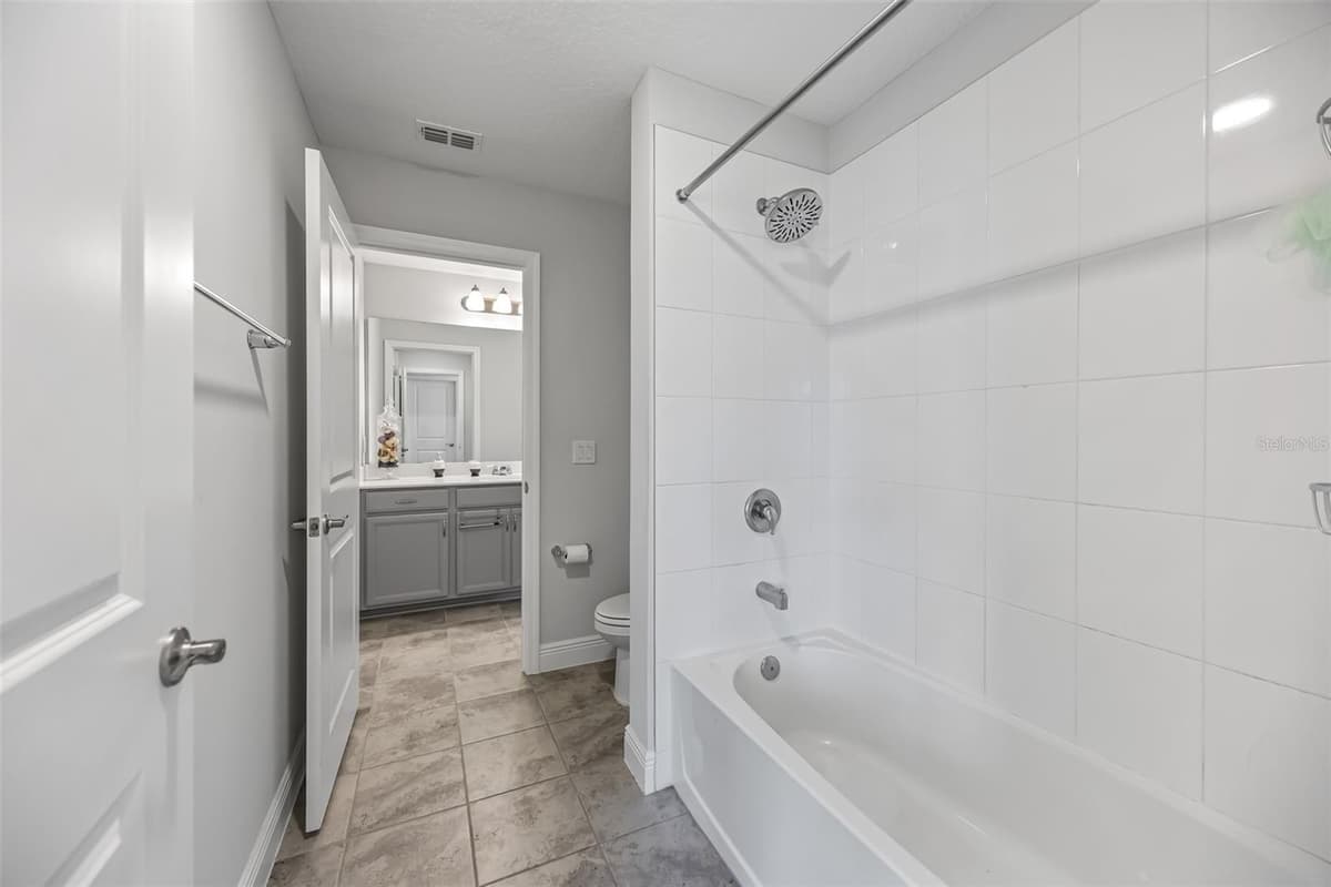 1260 BRISTOL OAKS WAY — photo 31 of 46