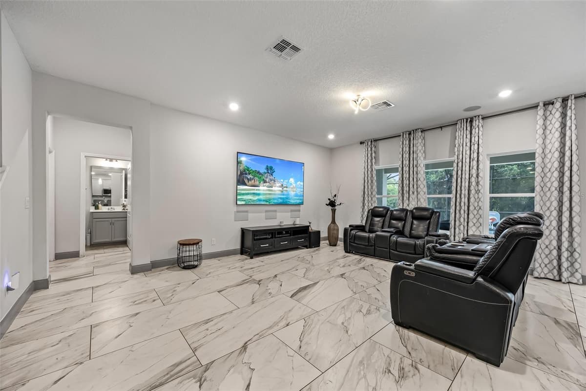 1260 BRISTOL OAKS WAY — photo 8 of 46