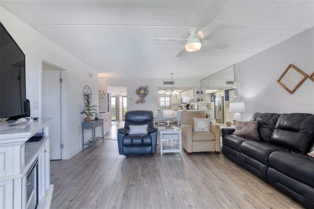 2290 OCEAN SHORE BOULEVARD — photo 27 of 56