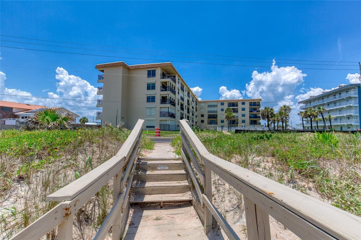 2290 OCEAN SHORE BOULEVARD — photo 6 of 56