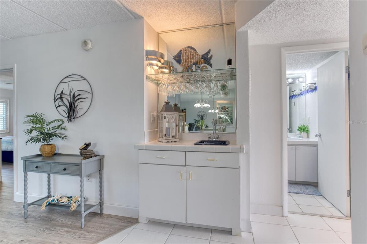 2290 OCEAN SHORE BOULEVARD — photo 18 of 56