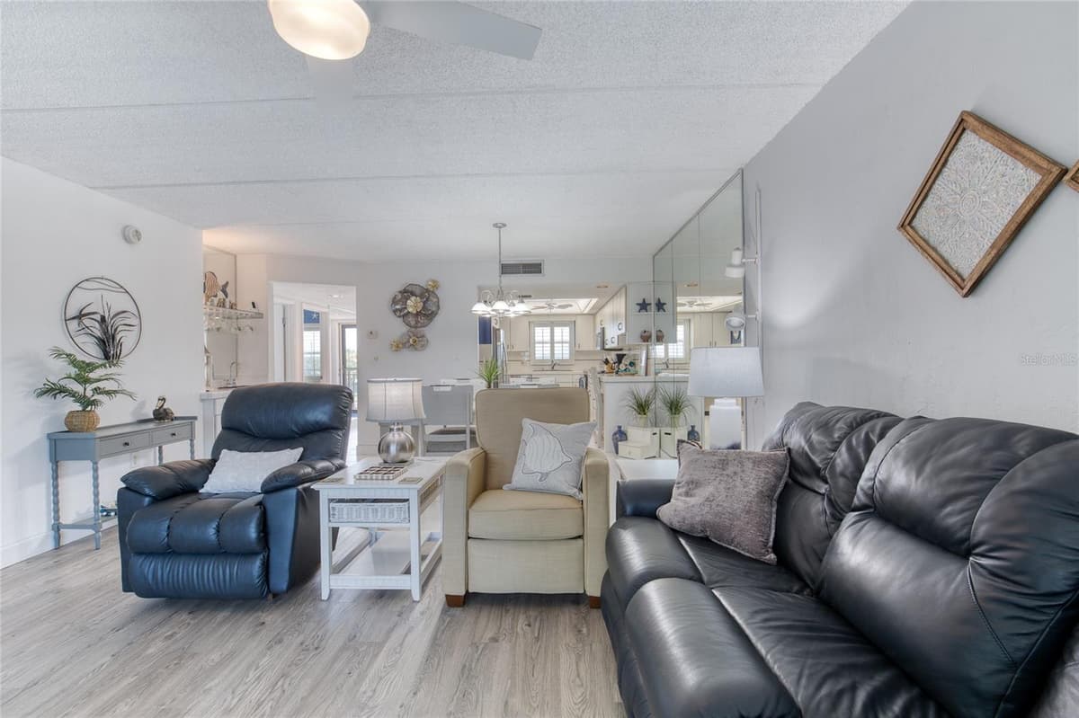 2290 OCEAN SHORE BOULEVARD — photo 26 of 56