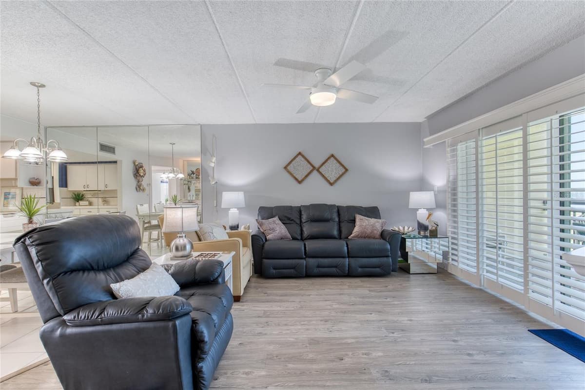 2290 OCEAN SHORE BOULEVARD — photo 24 of 56
