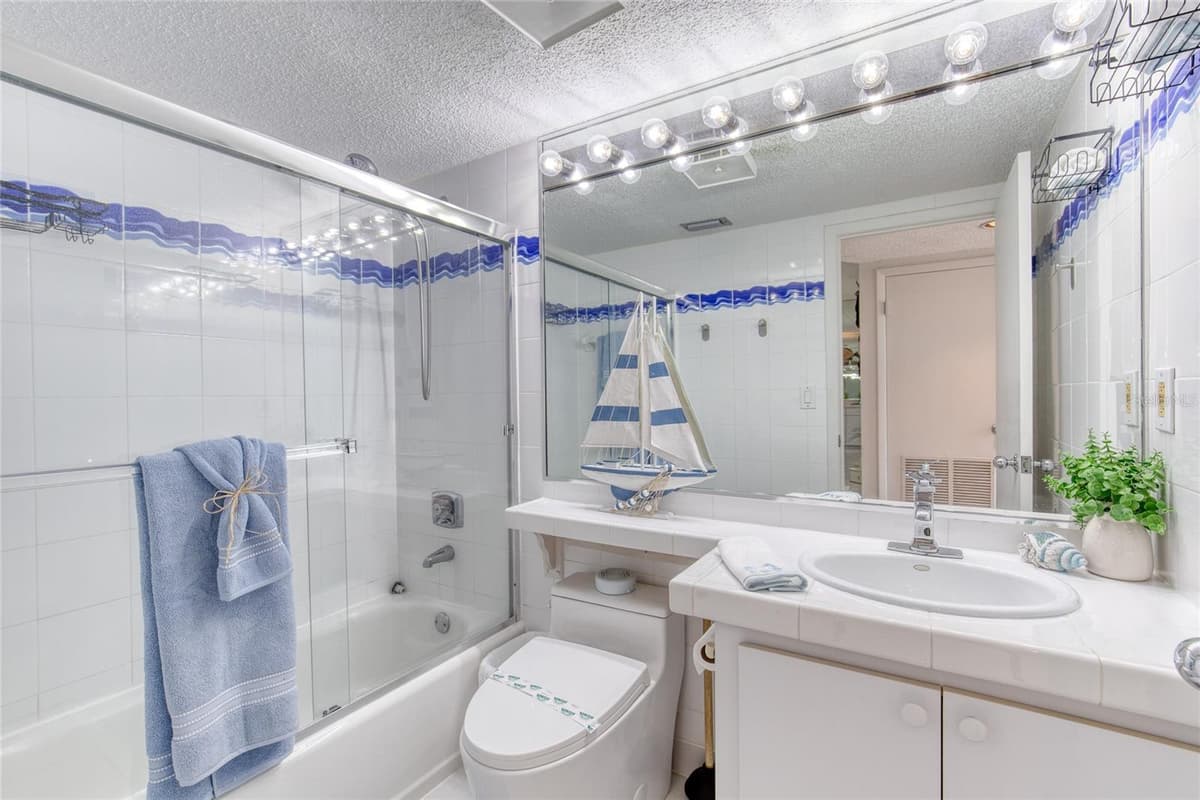 2290 OCEAN SHORE BOULEVARD — photo 19 of 56