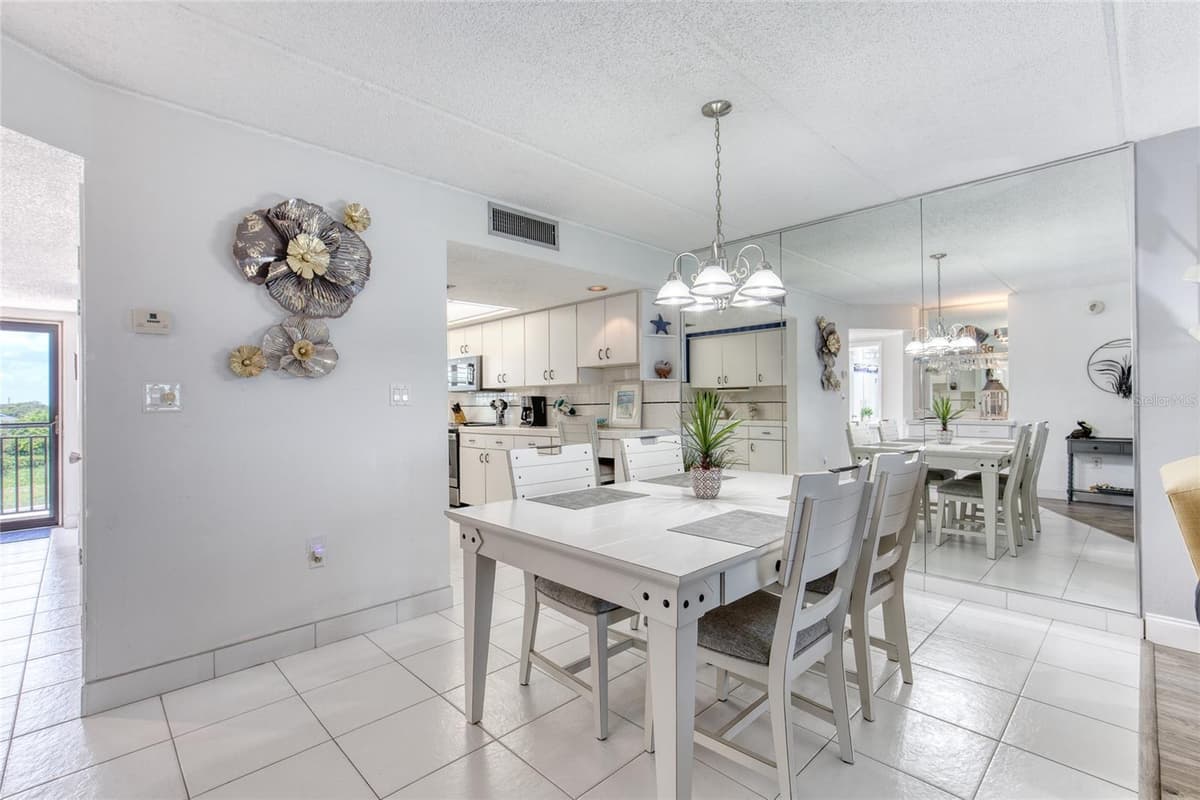 2290 OCEAN SHORE BOULEVARD — photo 21 of 56